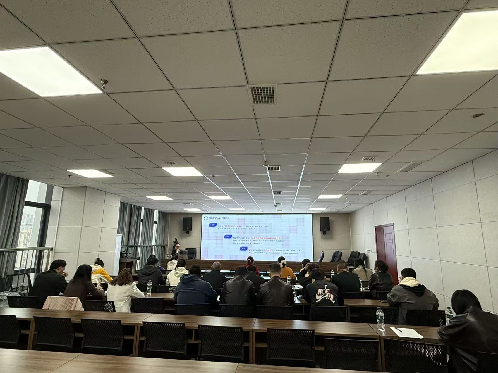 亚洲精品无码高潮喷水A片小说