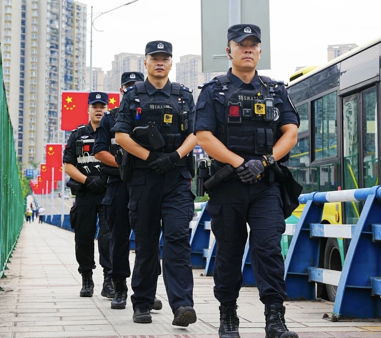 3.jpg 亚洲精品无码高潮喷水A片小说