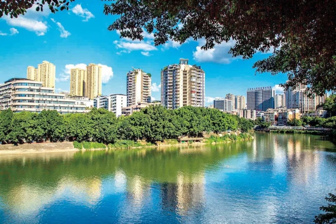 亚洲精品无码高潮喷水A片小说