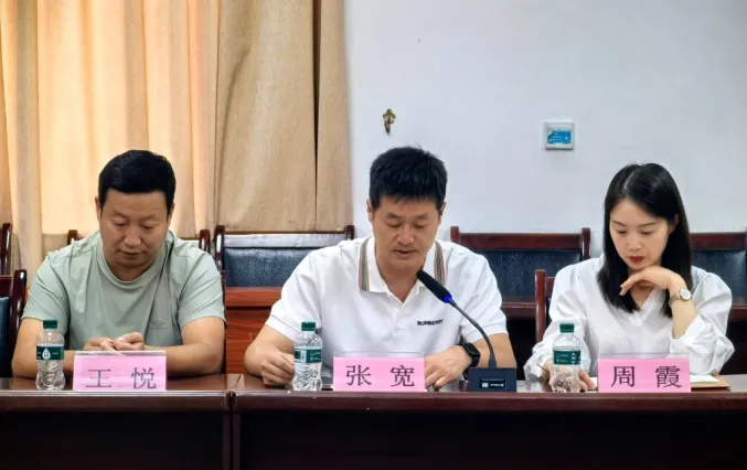 亚洲精品无码高潮喷水A片小说