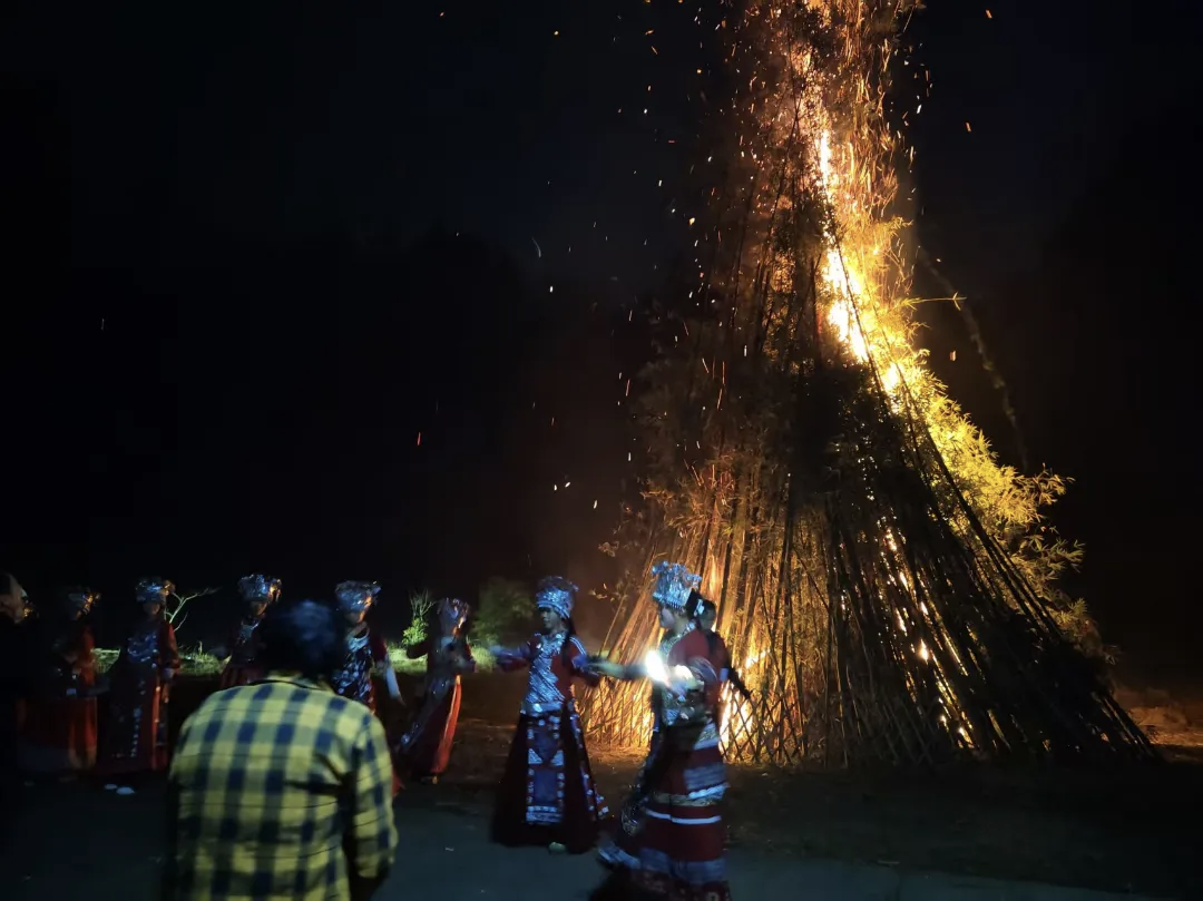 亚洲精品无码高潮喷水A片小说