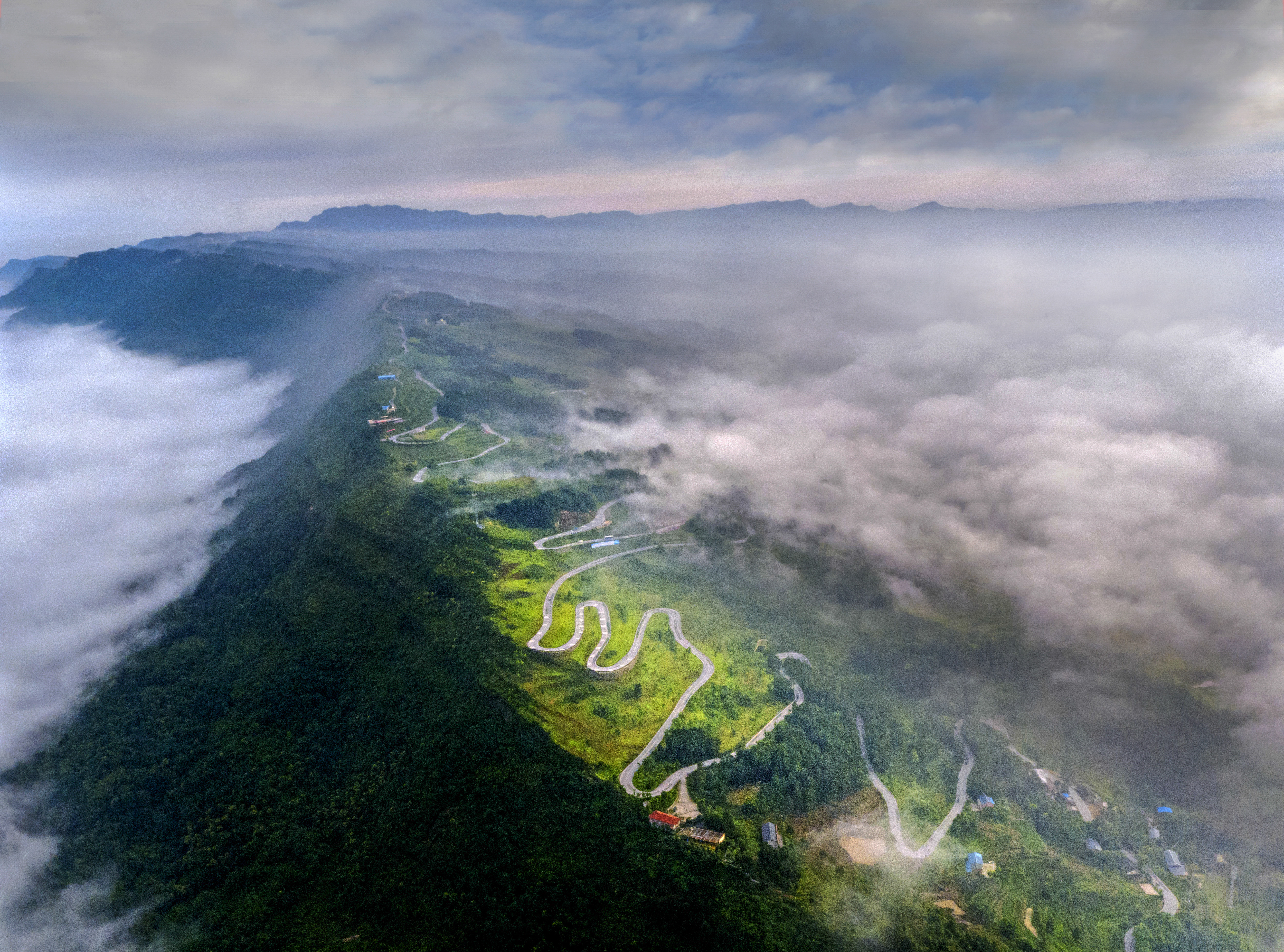 亚洲精品无码高潮喷水A片小说