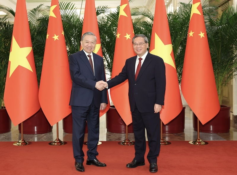 1.jpg 亚洲精品无码高潮喷水A片小说